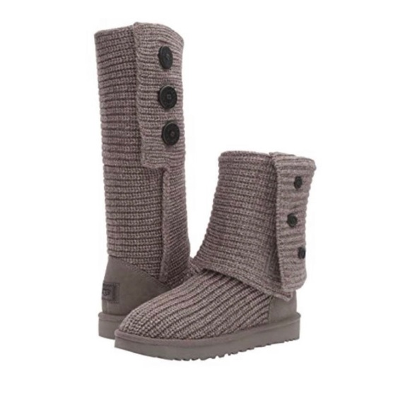 ✨UGG Australia Gray Classic Cardy II Knit Boots with box✨ - Picture 2 of 8